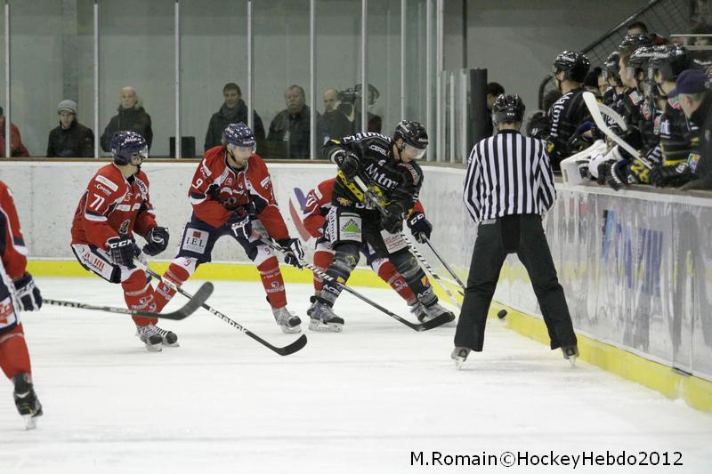 Angers  3 - 4 Rouen