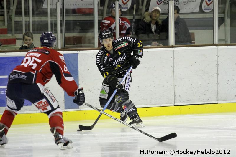 Angers  3 - 4 Rouen