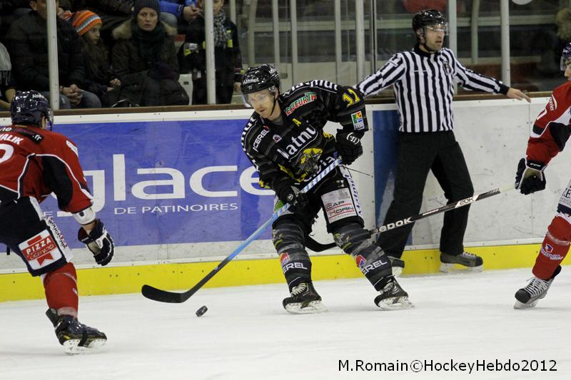 Angers  3 - 4 Rouen