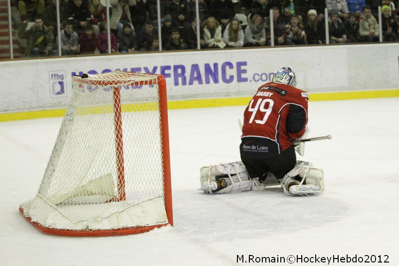 Angers  3 - 4 Rouen