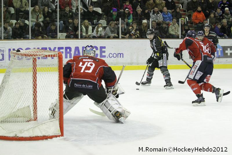 Angers  3 - 4 Rouen
