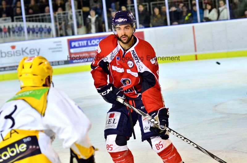 Angers  6 - 4 Strasbourg 