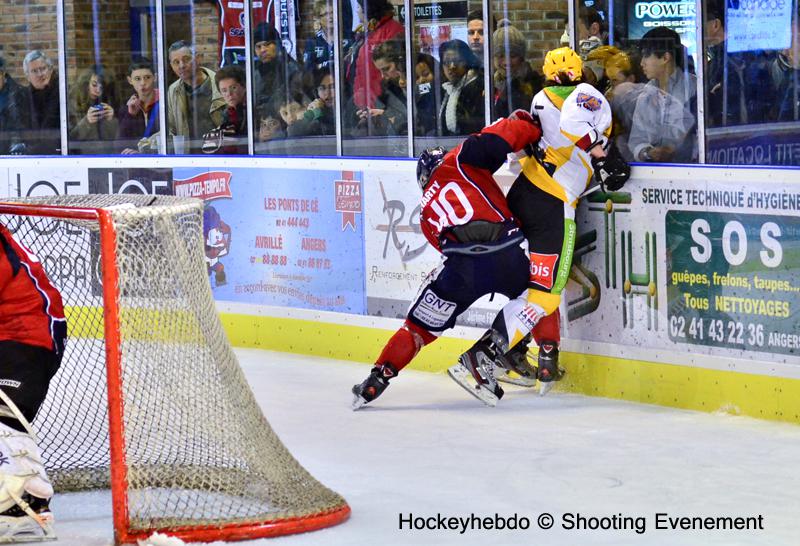 Angers  6 - 4 Strasbourg 
