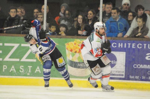 Photo hockey match Caen  - Briançon  le 29/12/2012