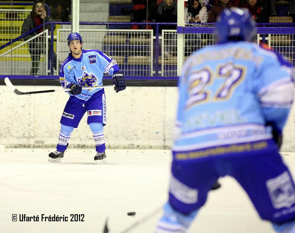 Villard-de-Lans 4 - 5 Chamonix 