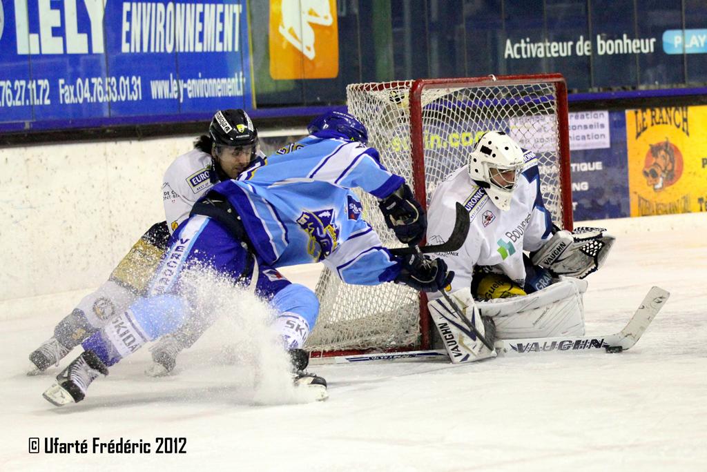 Villard-de-Lans 4 - 5 Chamonix 