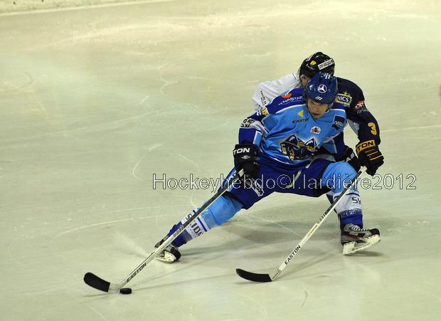 Villard-de-Lans 4 - 5 Chamonix 