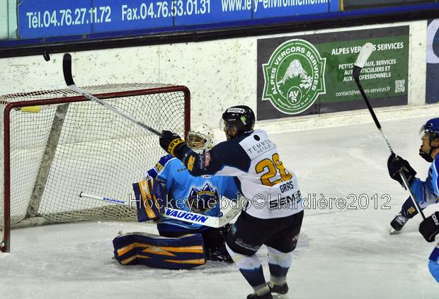 Villard-de-Lans 4 - 5 Chamonix 