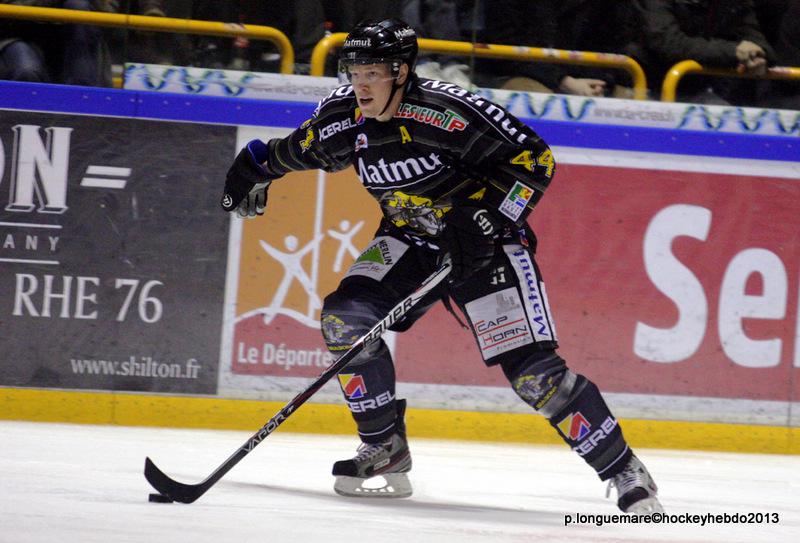 Rouen 2 - 5 Angers 