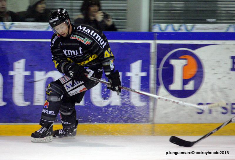 Rouen 2 - 5 Angers 