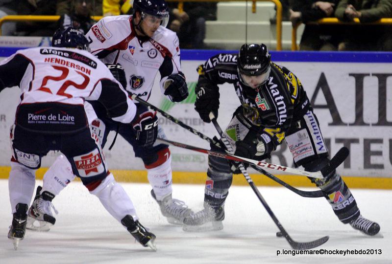 Rouen 2 - 5 Angers 
