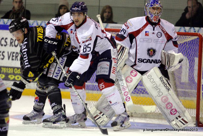 Rouen 2 - 5 Angers 