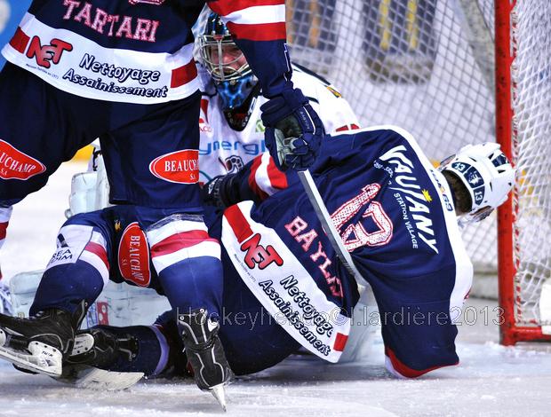 Grenoble  4 - 0 Mulhouse