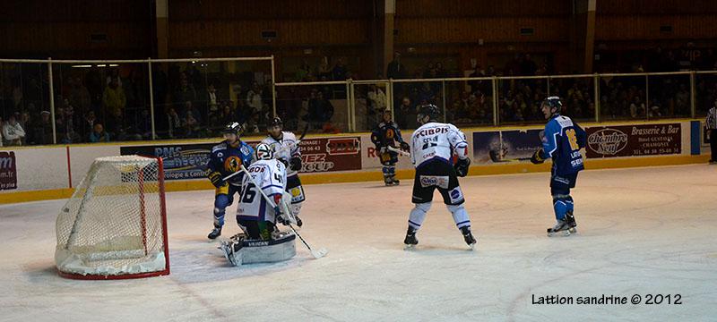 Chamonix  9 - 2 Caen 