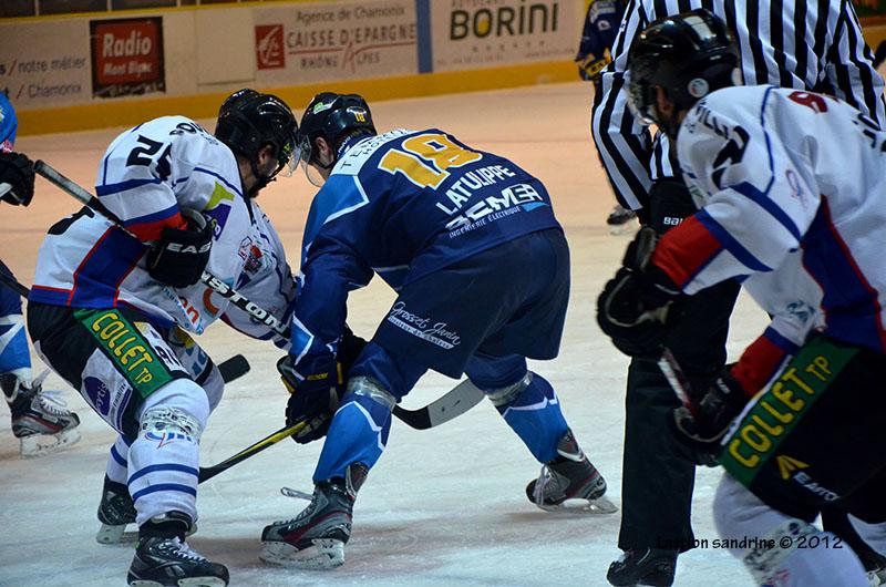 Chamonix  9 - 2 Caen 