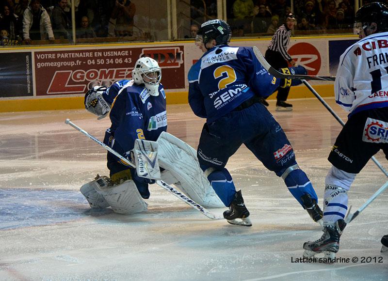 Chamonix  9 - 2 Caen 