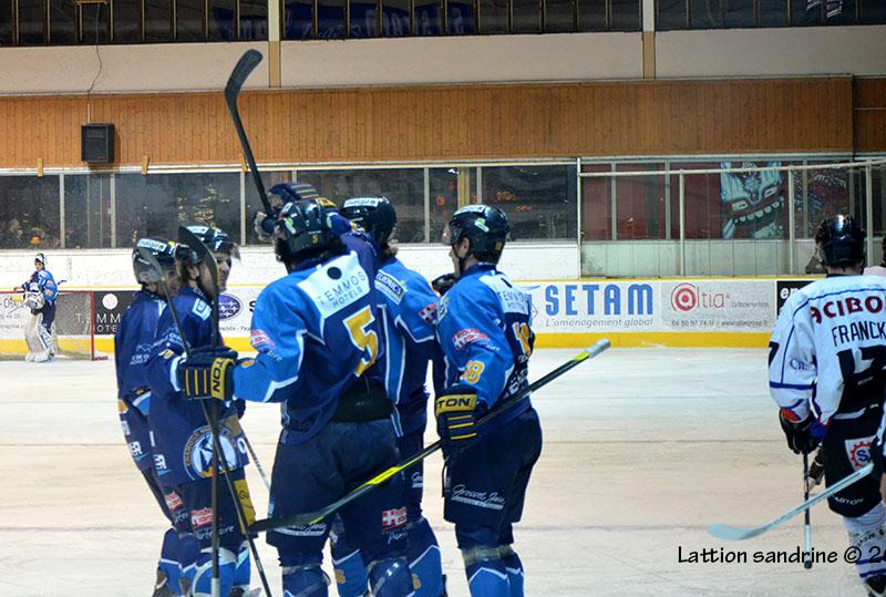 Chamonix  9 - 2 Caen 