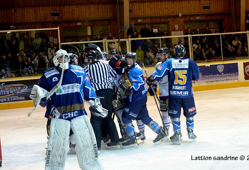 Chamonix  9 - 2 Caen 