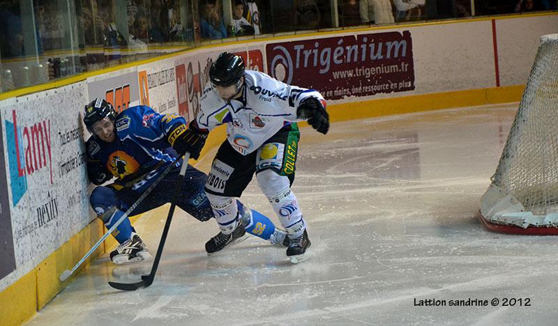 Chamonix  9 - 2 Caen 
