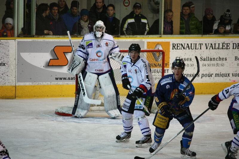 Chamonix  9 - 2 Caen 