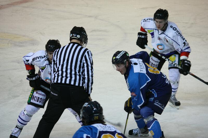 Chamonix  9 - 2 Caen 