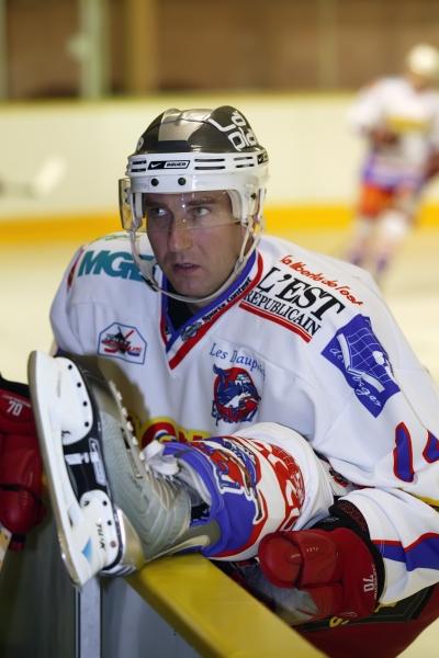 Chamonix  1 - 8 Epinal 