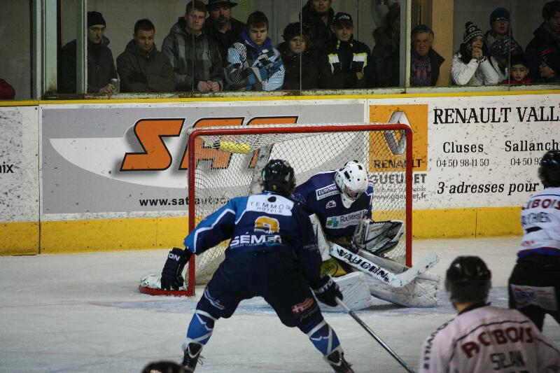 Chamonix  9 - 2 Caen 