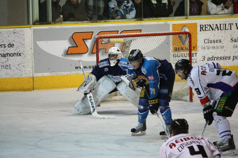 Chamonix  9 - 2 Caen 