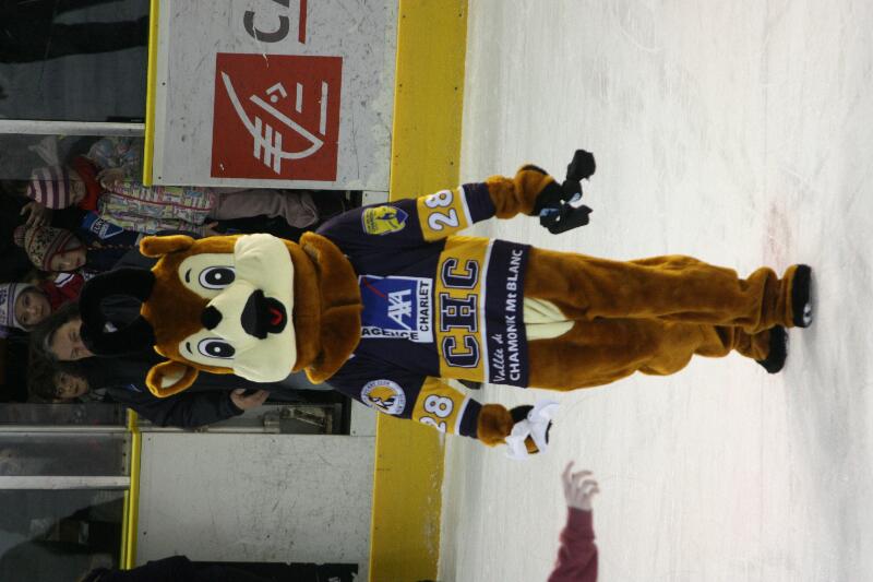 Chamonix  9 - 2 Caen 