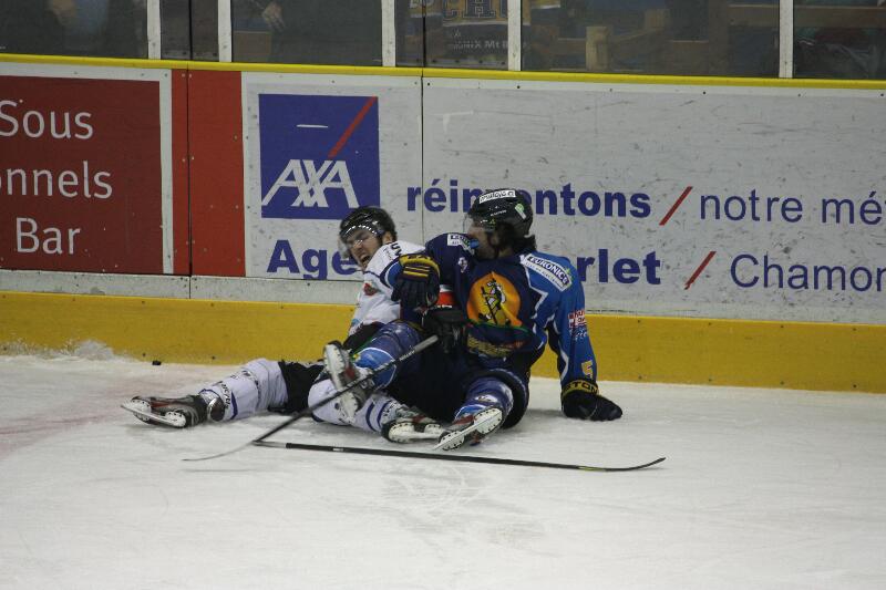 Chamonix  9 - 2 Caen 
