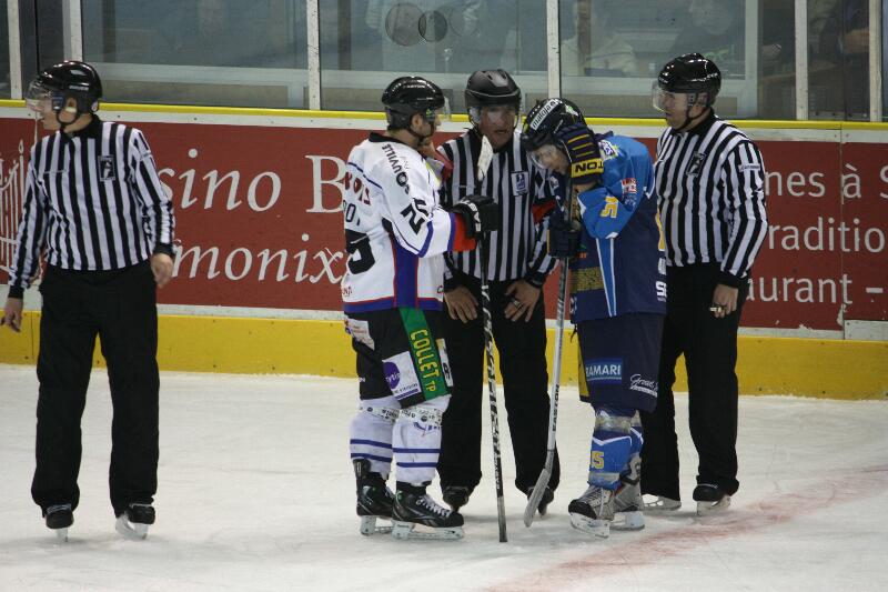 Chamonix  9 - 2 Caen 