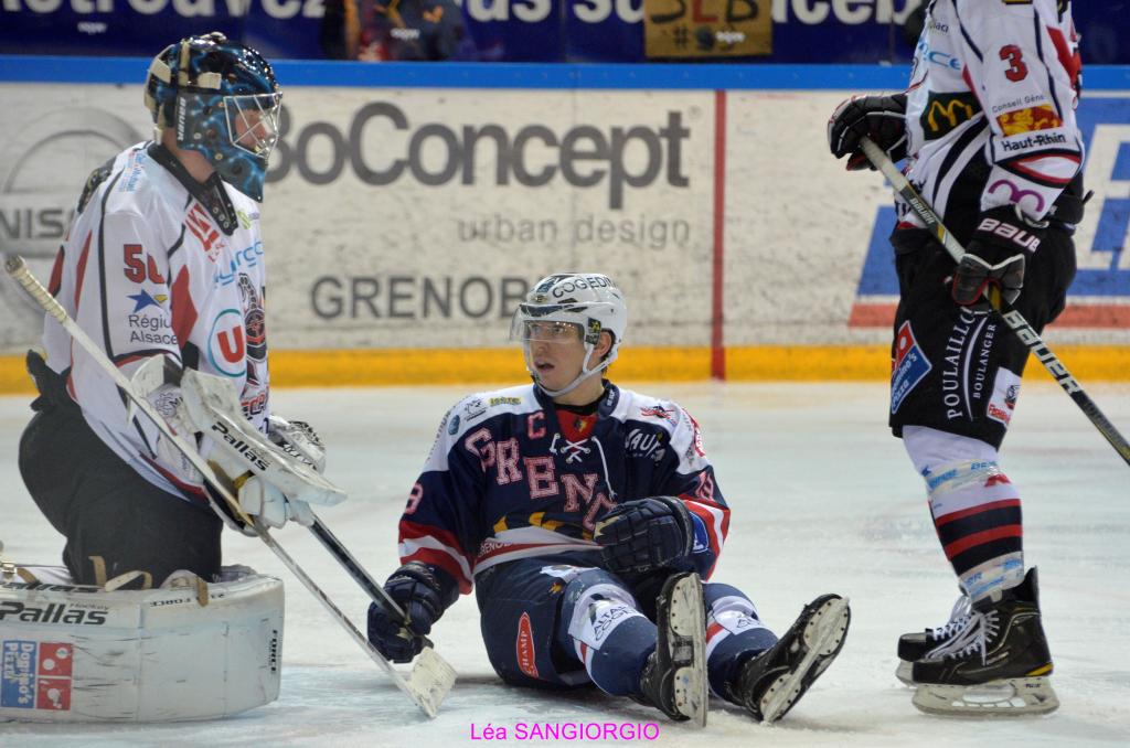 Grenoble  4 - 0 Mulhouse