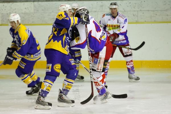 Chamonix  1 - 8 Epinal 