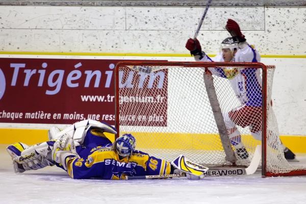 Chamonix  1 - 8 Epinal 