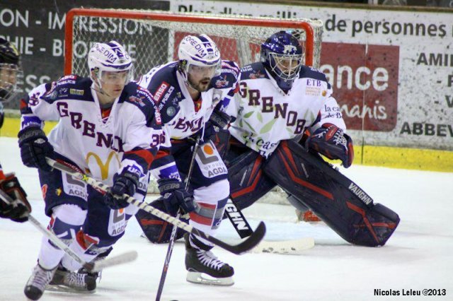 Photo hockey match Amiens  - Grenoble  le 04/01/2013