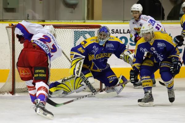 Chamonix  1 - 8 Epinal 