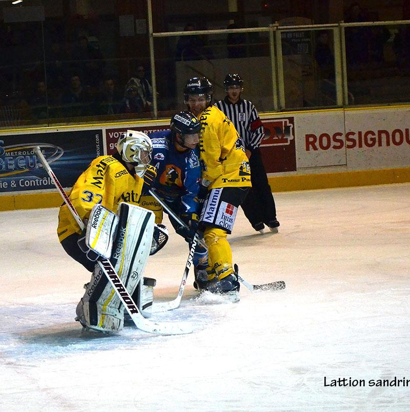 Chamonix  0 - 4 Rouen