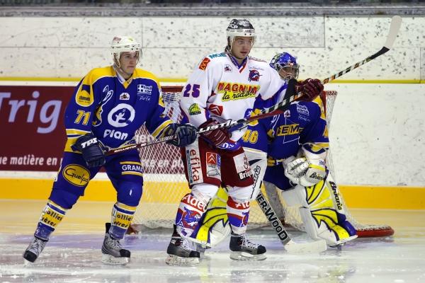 Chamonix  1 - 8 Epinal 