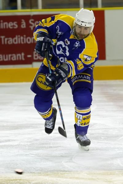 Chamonix  1 - 8 Epinal 