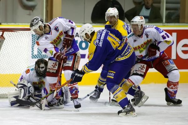 Chamonix  1 - 8 Epinal 