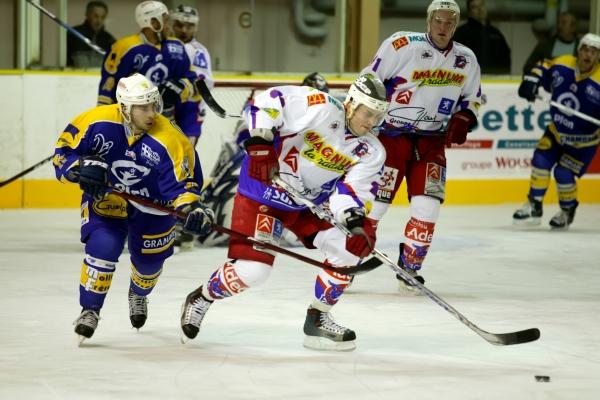 Chamonix  1 - 8 Epinal 