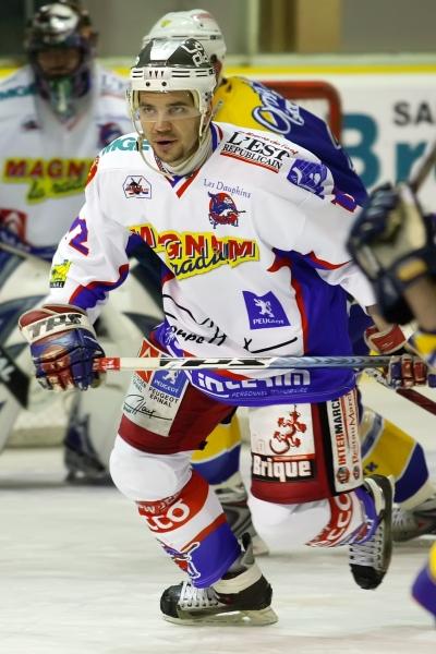 Chamonix  1 - 8 Epinal 