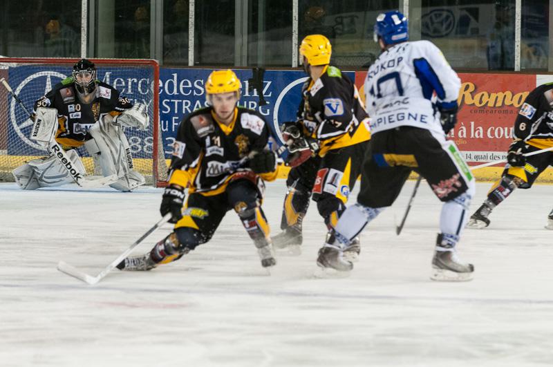 Strasbourg II 6 - 2 Compiègne