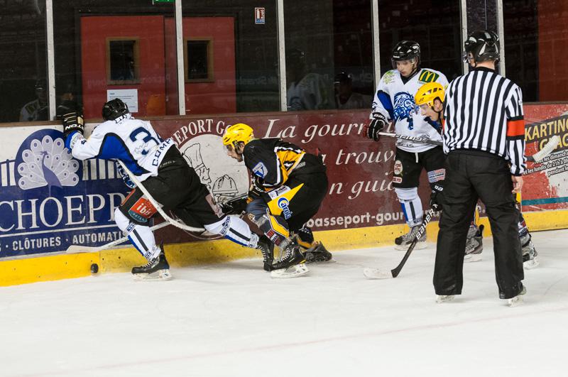 Strasbourg II 6 - 2 Compiègne