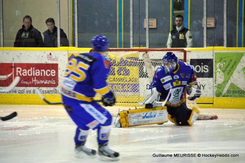 Dijon  4 - 5 Angers 