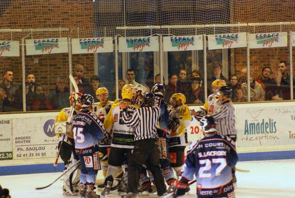 Angers  7 - 5 Strasbourg 
