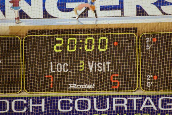 Angers  7 - 5 Strasbourg 