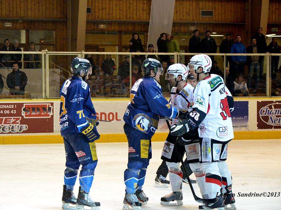 Chamonix  4 - 3 Briançon 