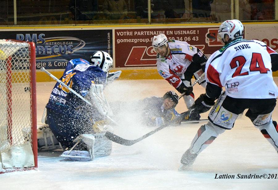 Chamonix  4 - 3 Briançon 