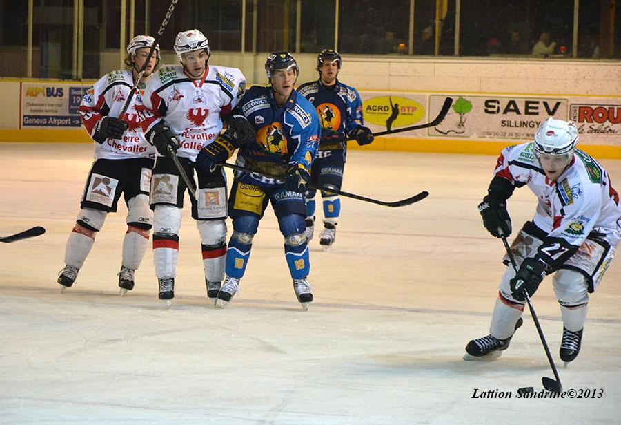 Chamonix  4 - 3 Briançon 